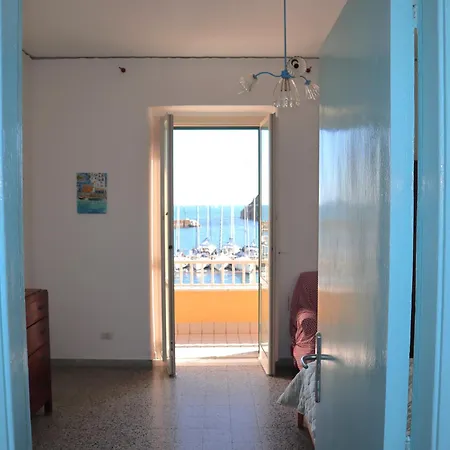 Chiaiolella Sea View *