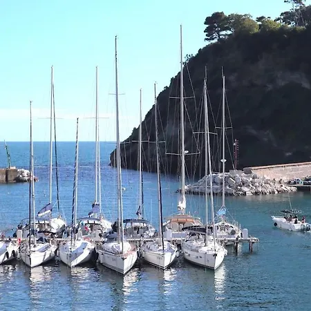 Chiaiolella Sea View