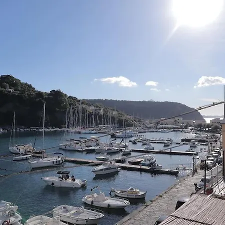 Chiaiolella Sea View Procida