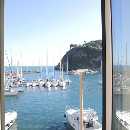 Appartamento Chiaiolella Sea View *