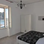 Διαμέρισμα Chiaiolella Sea View Προτσίντα