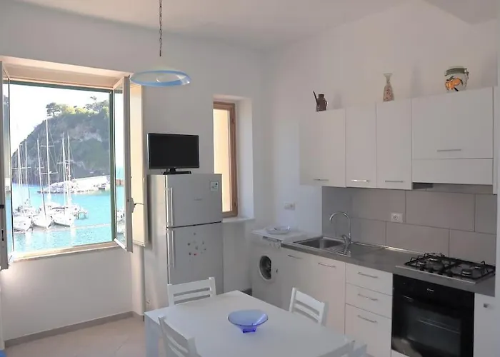 Chiaiolella Sea View Appartamento
