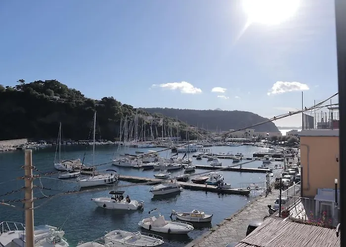 Chiaiolella Sea View Procida